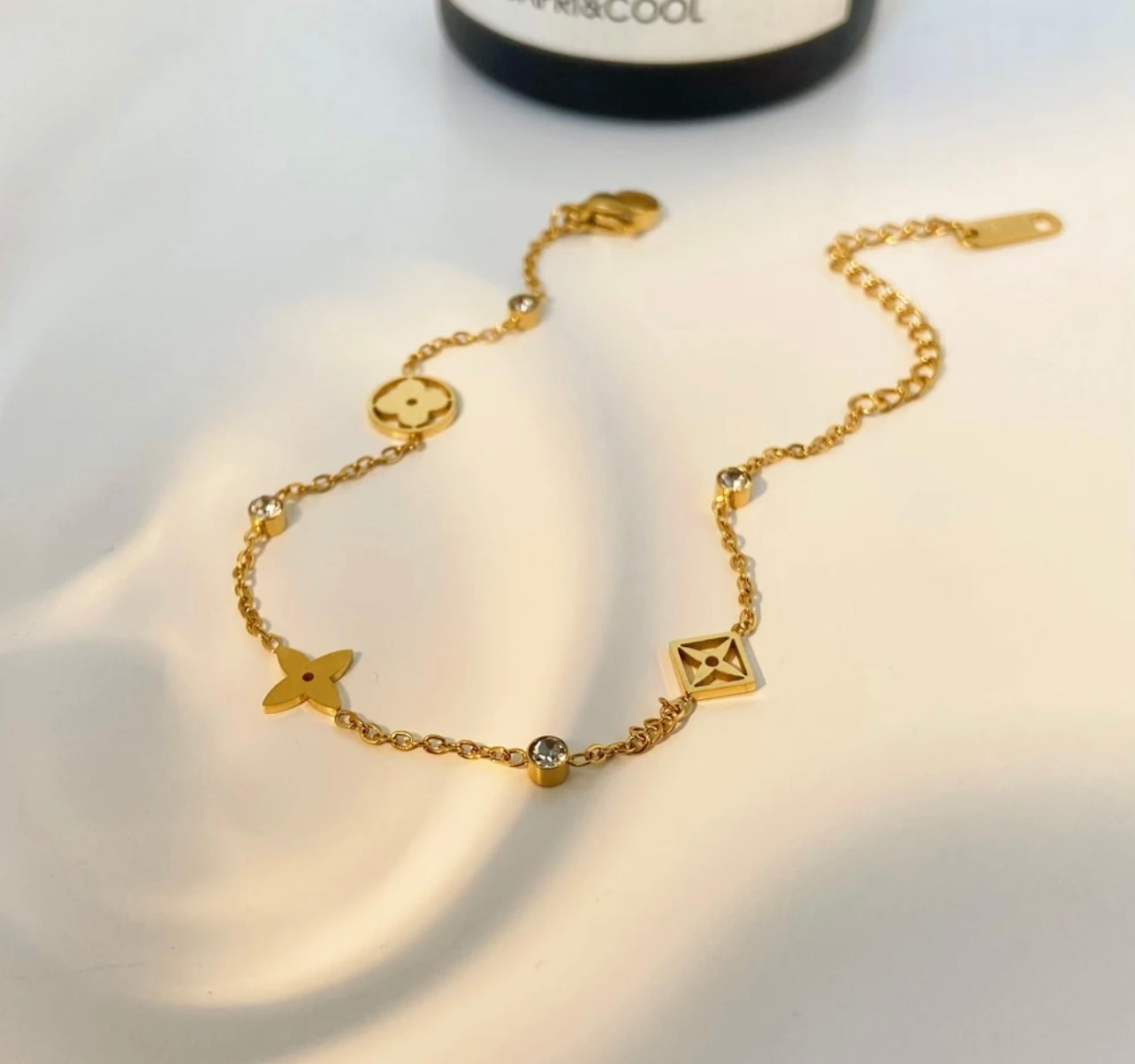 Pulsera de trébol de chole
