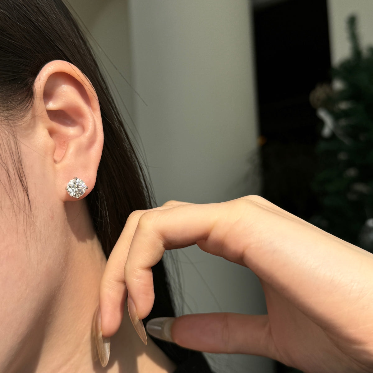 Luxora Moissanite Studs