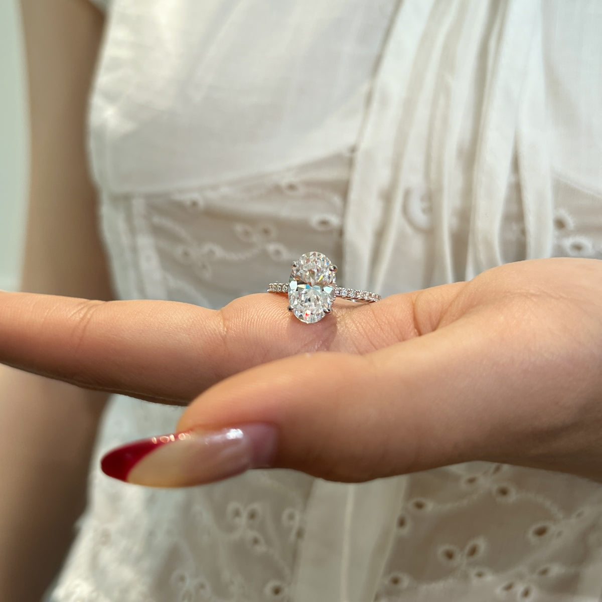 Nora Oval Moissanite Ring
