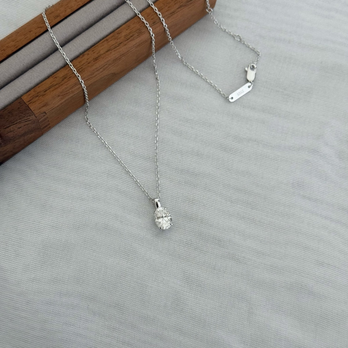 Amara Oval Moissanite Necklace