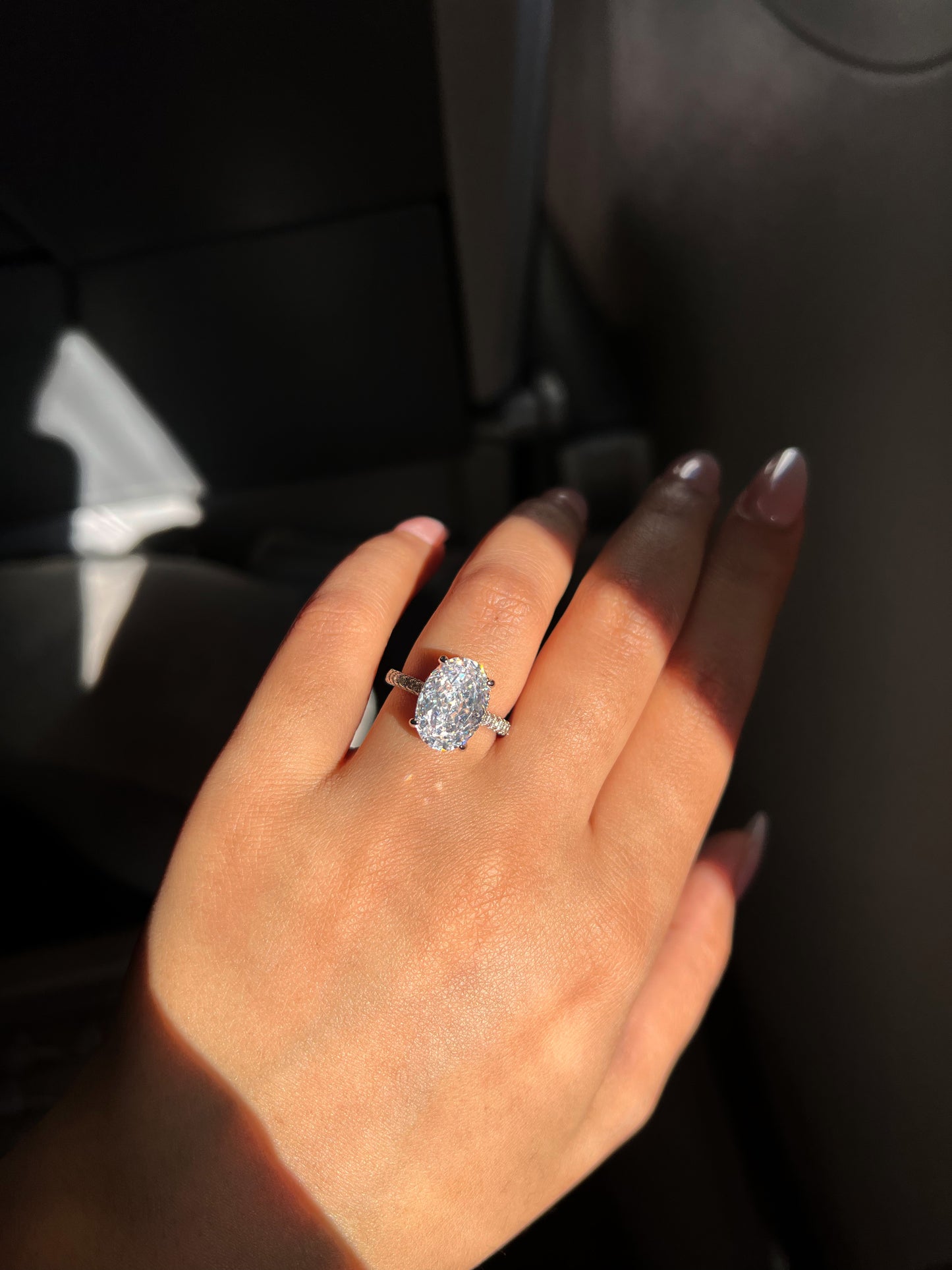 Alice Oval Ring